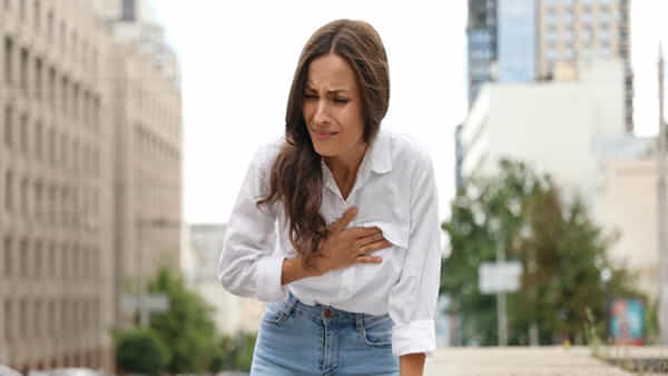 Lower Blood Pressure: మహిళలకు వయసుతో సంబంధంలేకుండా హార్ట్ ఎటాక్ ఎప్పుడైనా రావచ్చు! ఎందుకంటే..