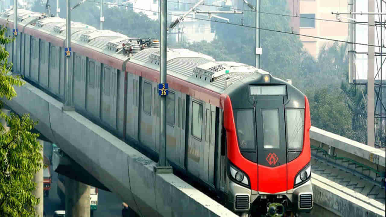 Metro rail jobs: మెట్రో రైల్‌లో ఉద్యోగాలు.. నెలకు రూ. లక్షకు పైగా జీతం పొందే అవకాశం..