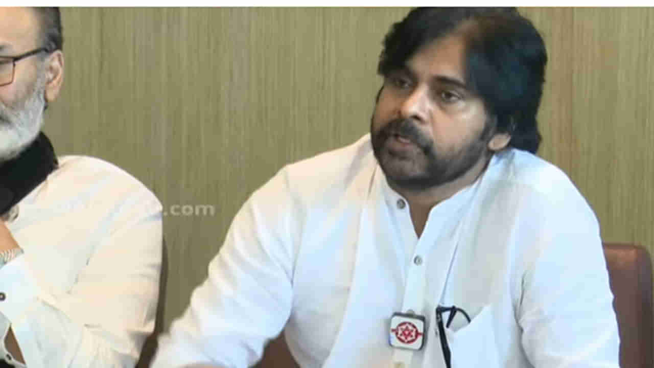 Pawan Kalyan: పార్టీ నాయకులను విడుదల చేసేవరకు జనవాణి కార్యక్రమం వాయిదా.. పవన్ కళ్యాణ్ సంచలన నిర్ణయం..