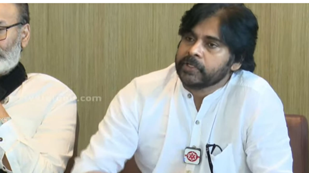 Pawan Kalyan: పార్టీ నాయకులను విడుదల చేసేవరకు జనవాణి కార్యక్రమం వాయిదా.. పవన్ కళ్యాణ్ సంచలన నిర్ణయం..