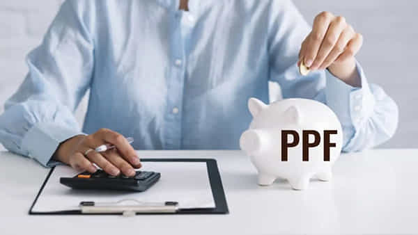 PPF Account Holders: పీపీఎఫ్ డబ్బును విత్డ్రా చేసుకుంటున్నారా..? ఈ విషయాలను గుర్తించుకోండి