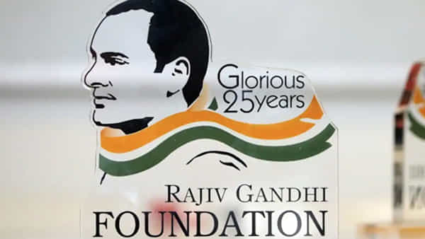 RGF: గాంధీ కుటుంబానికి చెందిన స్వచ్ఛంద సంస్థలకు షాక్.. రాజీవ్ గాంధీ ఫౌండేషన్ లైసెన్స్ రద్దు..