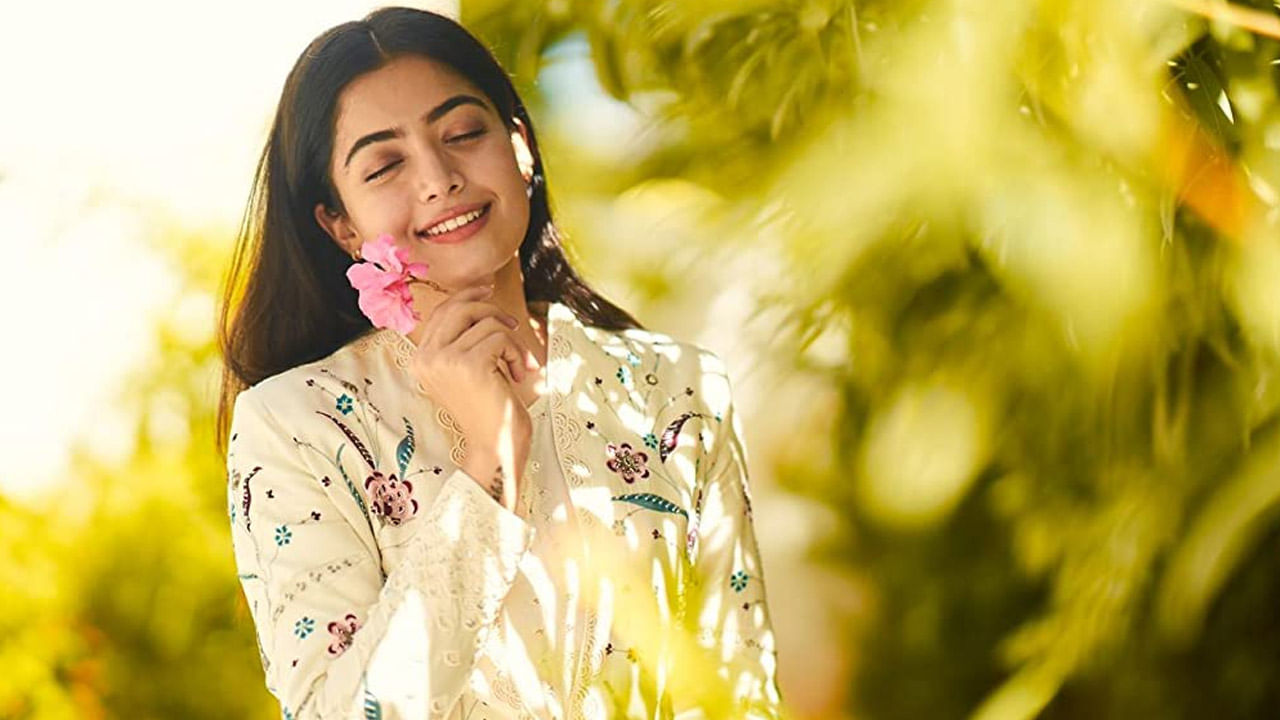 Rashmika: అలా గిరి గీసుకొని కూర్చోవడం నాకు ఇష్టం లేదు.. రష్మిక కామెంట్స్‌ దేని గురించంటే..