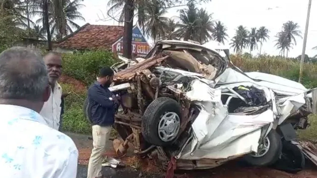 Accident: దైవ దర్శనానికి వెళ్లి వస్తుండగా ఘోర రోడ్డు ప్రమాదం.. తొమ్మిది మంది దుర్మరణం..