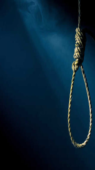 Munugode Bypoll: ఓటర్లకు తాయిలాలు, ప్రలోభాలపై ఈసీ సీరియస్‌ ! ఇకపై వాటిని ఇచ్చినా, తీసుకున్నా కేసులు తప్పవు!