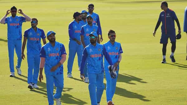 India vs Western Australia: అదరగొట్టిన రోహిత్ సేన.. హాఫ్ సెంచరీతో ఆకట్టుకున్న సూర్య.. బౌలింగ్లో అర్ష్దీప్ విధ్వంసం..