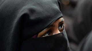 Amit Shah: కేంద్ర హోం మంత్రి అమిత్ షా ఇంట్లోకి చొరబడ్డ పాము.. వెంటనే రంగంలోకి అధికారులు.. ఫైనల్‌గా