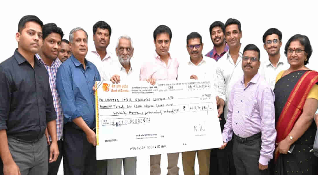 TRS : గులాబీ శ్రేణులకు బీమా అండ.. 7 వేల మంది టీఆర్ఎస్ కార్యకర్తల కుటుంబాలకు భరోసా..