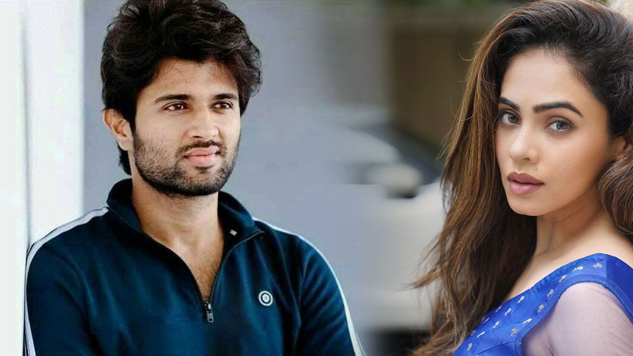 Vijay Deverakonda: 'అప్పుడు నేను హిందీలో మాట్లాడితే విజయ్ ఎగతాళి చేశాడు'.. హీరోయిన్ షాకింగ్ కామెంట్స్..