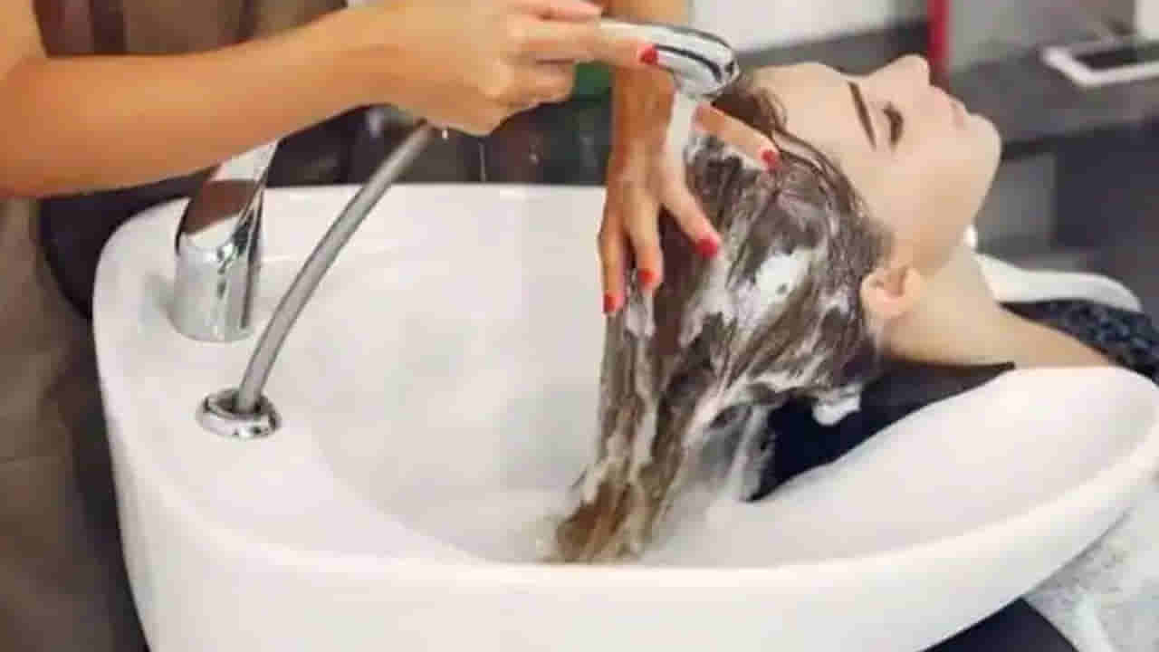 మీరు తరచుగా బ్యూటీ పార్లర్కి వెళ్తున్నారా..? అయితే, మీకు ఈ సమస్య రావచ్చు.. తస్మాత్ జాగ్రత్త!!