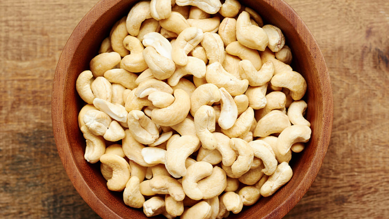Cashew Nuts జీడిపప్పు తింటే కొలెస్ట్రాల్‌ పెరుగుతుందా.? ఇందులో అసలు