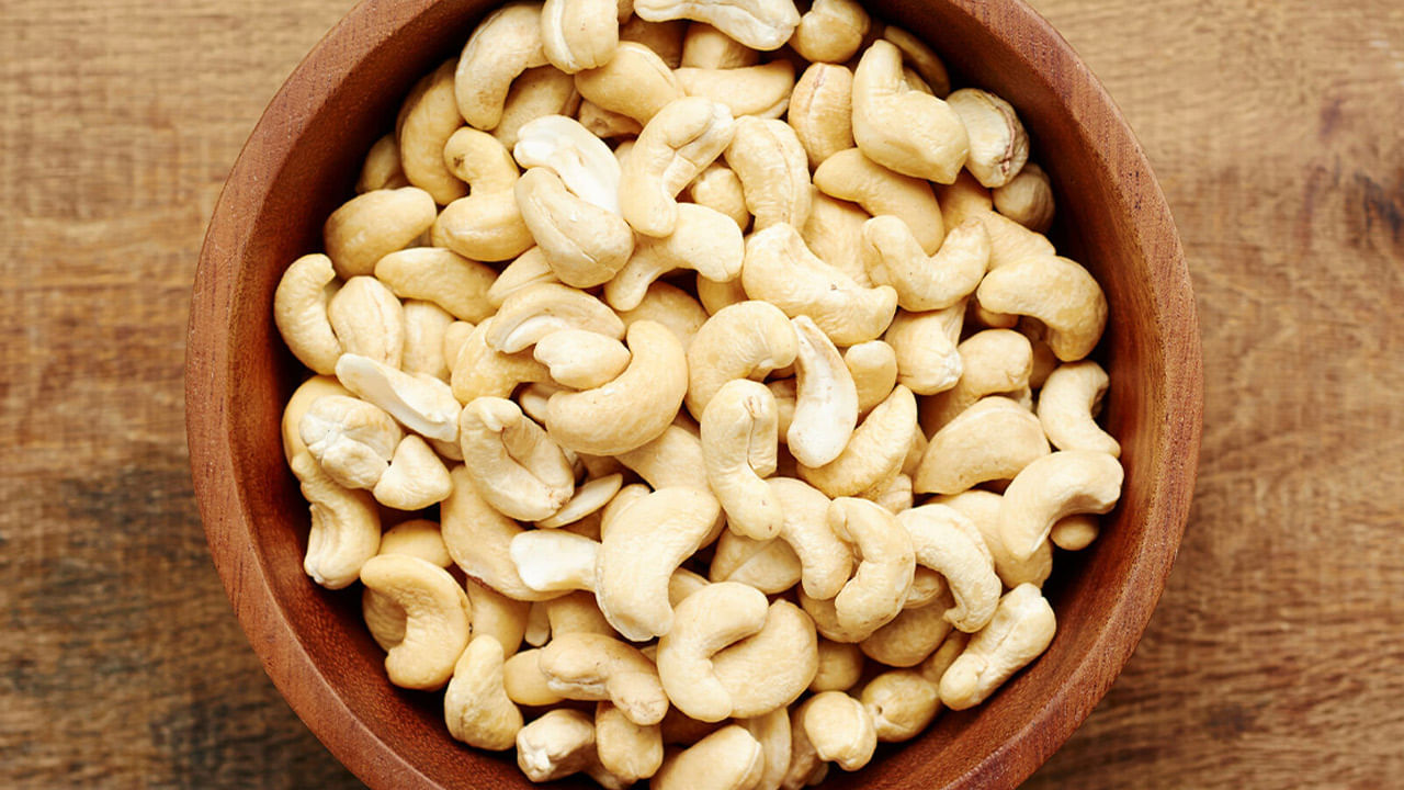 Cashew Nuts: జీడిపప్పు తింటే కొలెస్ట్రాల్‌ పెరుగుతుందా.? ఇందులో అసలు నిజమెంత..