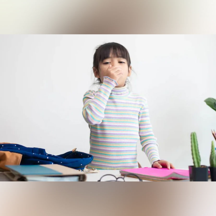 సెంటర్ ఫర్ డిసీజ్ కంట్రోల్ అండ్ ప్రివెన్షన్ ప్రకారం.. పిల్లలు పాఠశాలకు దూరమవడానికి సాధారణ జలుబు ప్రధాన కారణం. అనేక వైరస్లు జలుబుకు కారణమవుతున్నప్పటికీ, రైనోవైరస్లు ప్రధానంగా పేర్కొంటున్నారు నిపుణులు.