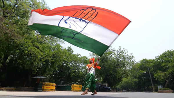 Congress: గుజరాత్ ఫలితాన్ని కాంగ్రెస్ ముందే ఊహించిందా.. అలా జరగకుండా జాగ్రత్తపడిందా..?