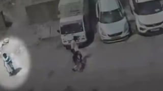 Bharat Jodo Yatra: సైకిల్ తొక్కుతూ ముందుకు సాగుతున్న కాంగ్రెస్ అగ్రనేత.. నేటికి జోడోయాత్ర ప్రారంభమై ఎన్నో రోజంటే..?