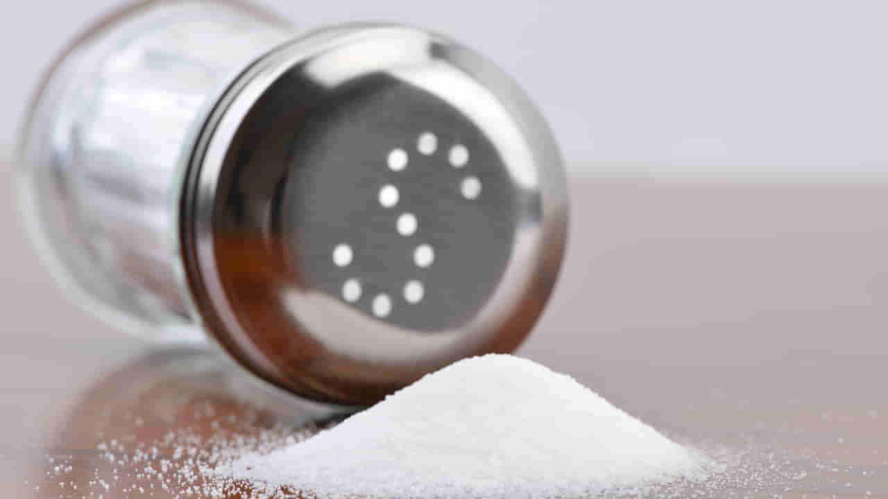Health: ఉప్పు ఆరోగ్యానికి ముప్పు అని తక్కువగా తీసుకుంటున్నారా.? అయితే ఈ అనారోగ్య సమస్య తప్పదు..
