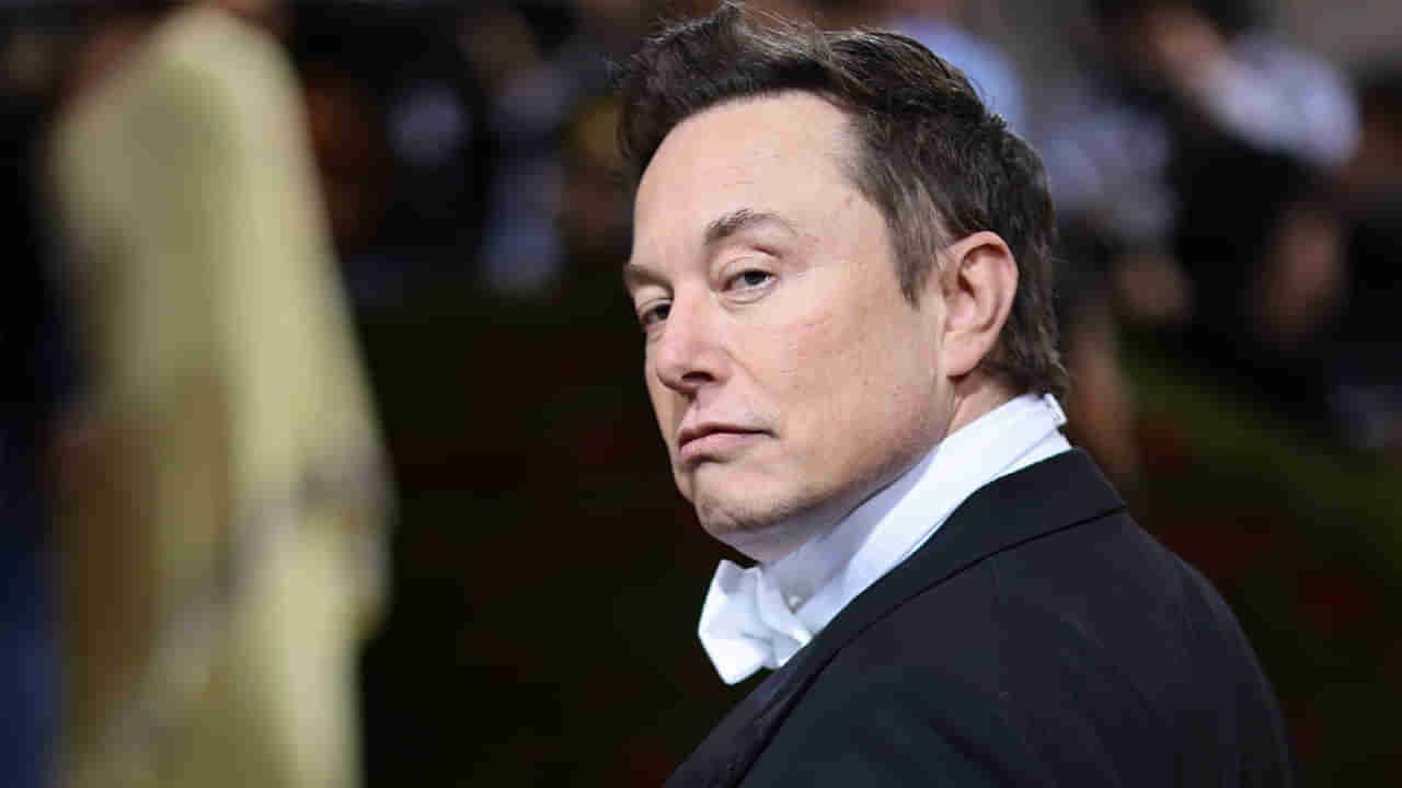 Elon Musk: అత్యంత ధనవంతుల జాబితాలో రెండో స్థానానికి మస్క్‌.. ప్రపంచ కొత్త కుబేరుడు ఎవరో తెలుసా.?