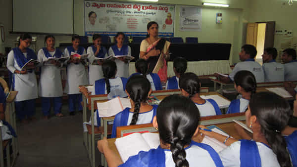 Job Training: నిరుద్యోగులకు మంచి అవకాశం.. ఉచిత శిక్షణతో పాటు భోజనం, హాస్టల్.. ఇలా అప్లై చేసుకోండి..