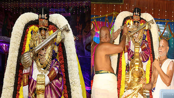Tiruchanoor: హంస వాహనంపై సరస్వతి అలంకారంలో సిరులతల్లి... జ్ఞానం, అజ్ఞానం మధ్య తేడాని గుర్తించమని..