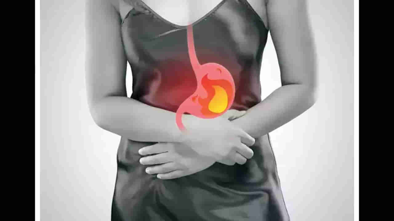 Health Tips: భోజనం తిన్న వెంటనే ఛాతీలో మంటగా ఉందా.? ఇలా ఈజీగా చెక్ పెట్టొచ్చు..