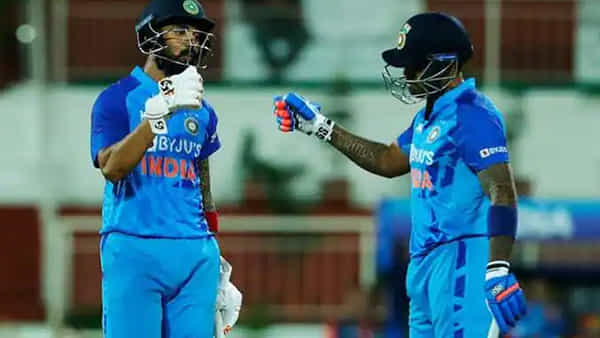 IND vs ZIM: హాఫ్ సెంచరీలతో సత్తా చాటిన రాహుల్, సూర్యకుమార్.. జింబాబ్వే టార్గెట్ ఎంతంటే?