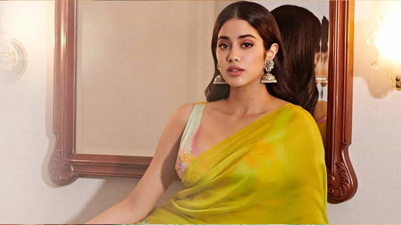 నాలుగేళ్ల నుంచి సినిమాలు చేస్తున్నా.. ఇప్పటి వరకూ తన రేంజ్ హిట్ పడలేదు. యాక్టింగ్లో పెద్దగా అనుభవం లేకపోయినా.. వయసుకి మించిన పాత్రల్ని ఎంచుకోవడమే కారణం అంటున్నారు విశ్లేషకులు.