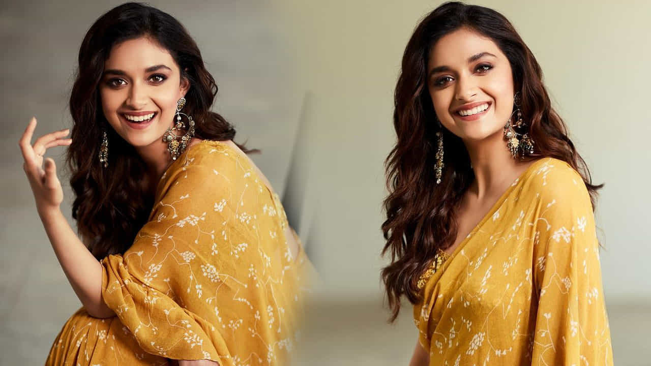 ఇప్పుడు మళ్లీ కీర్తి పెళ్లి వార్తలు నెట్టింట హల్చల్ చేస్తున్నాయి. త్వరలోనే ఈ సొగసరి పెళ్లి పీటలు ఎక్కడానికి సిద్ధమవుతున్నట్లు, ఆమె తల్లిదండ్రులు కూడా వరుడిని కూడా చూసినట్లు పుకార్లు షికార్లు చేస్తున్నాయి.