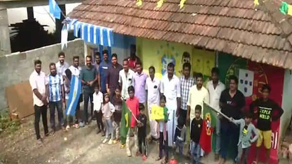 FIFA: ఫిఫా ప్రపంచకప్ ఫీవర్.. క్రీడాభిమానులు కలిసి మ్యాచ్ చూసేందుకు ఏకంగా ఓ ఇంటినే కొనేశారు..!