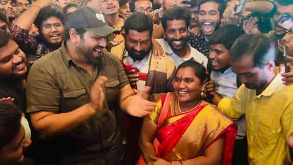 Manchu Manoj: మంచు విష్ణు బర్త్డే.. జంబలకిడి జారు మిఠాయి సాంగ్తో విష్ చేసిన మనోజ్.. ట్రెండింగ్లో వీడియో