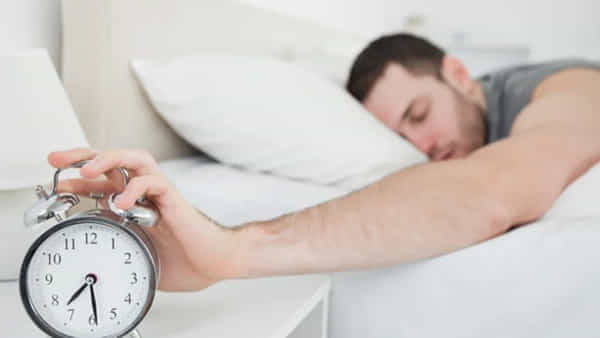 Health Tips: ఉదయాన్నే ఈ పనులు చేసే అలవాటు ఉందా? వెంటనే వదిలేయండి.. కాదంటే కష్టాలు తప్పవు మరి..