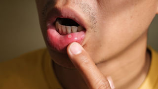 Weight Loss: దండ యోగతో ఇరగదీస్తున్న బీటౌన్ బ్యూటీ.. తన అందాల రహస్యం ఇదేనంటూ వీడియో షేర్..