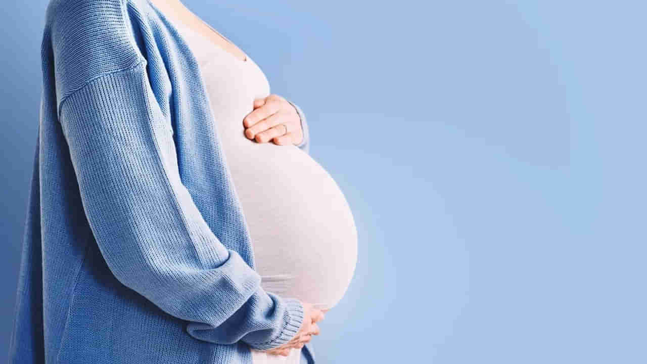 Maternity Leaves: విద్యార్థినులకూ మాతృత్వ సెలవులు.. దేశంలోనే తొలిసారి.. కండీషన్స్ అప్లై..