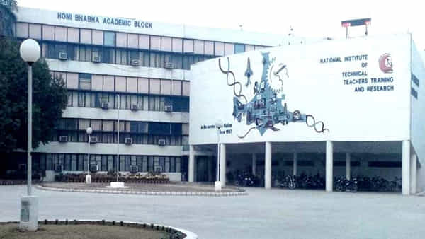 NITTTR Recruitment 2022: ఇంటర్/డిగ్రీ అర్హతతో నెలకు రూ.2 లక్షలకు పైగా జీతంతో కేంద్ర ప్రభుత్వ ఉద్యోగాలు.. ఇలా దరఖాస్తు చేసుకోండి..