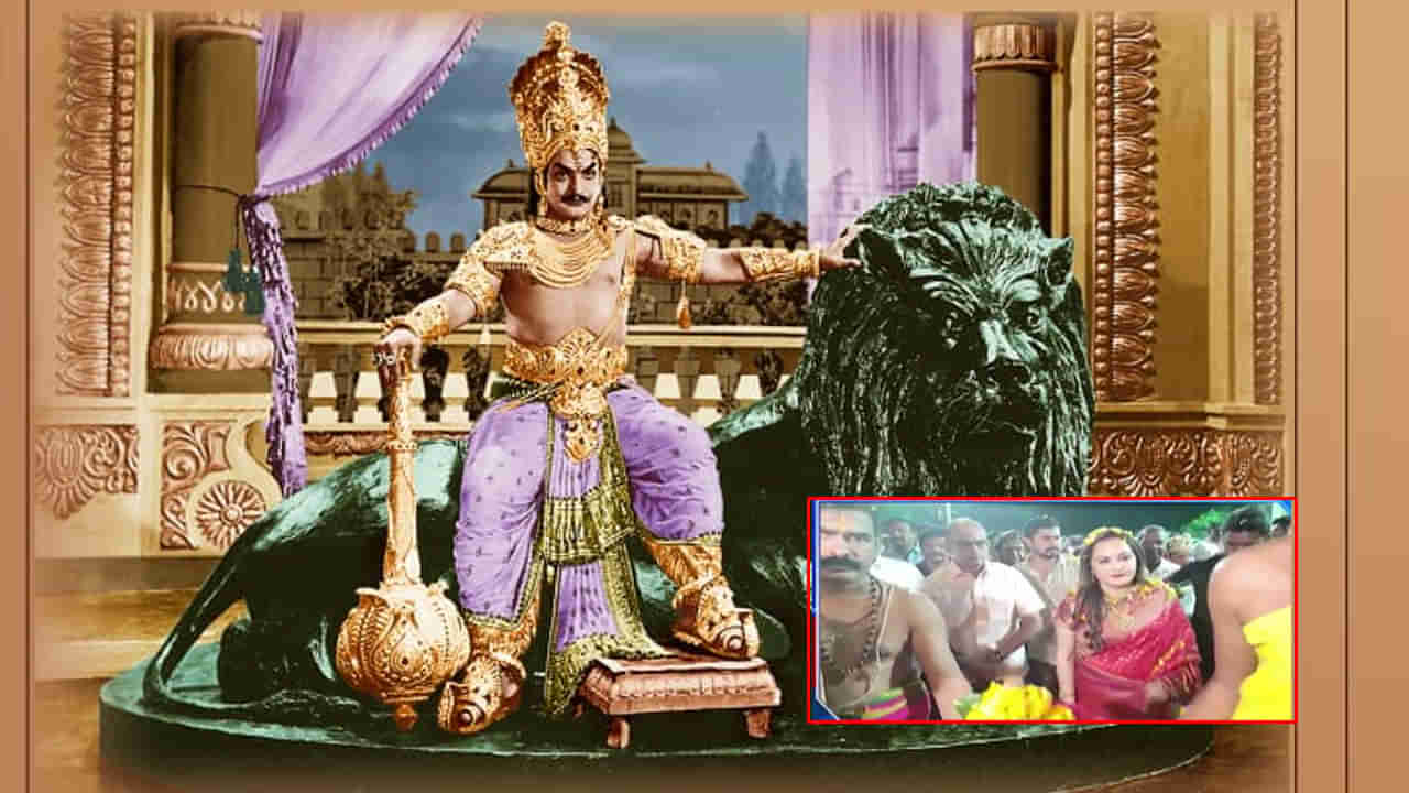 Jayaprada: జయప్రద ఖాతాలో మరో విశిష్ట పురస్కారం.. ఎన్టీఆర్‌ శతాబ్ది చలనచిత్ర అవార్డు