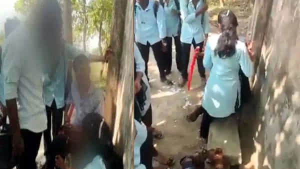 Odisha Ragging Case: ఒడిశా కాలేజీలో ర్యాగింగ్ కలకలం.. విద్యార్థికి బలవంతంగా ముద్దు.. వినోదం చూసిన తోటి స్టూడెంట్స్.. ఐదుగురి అరెస్ట్