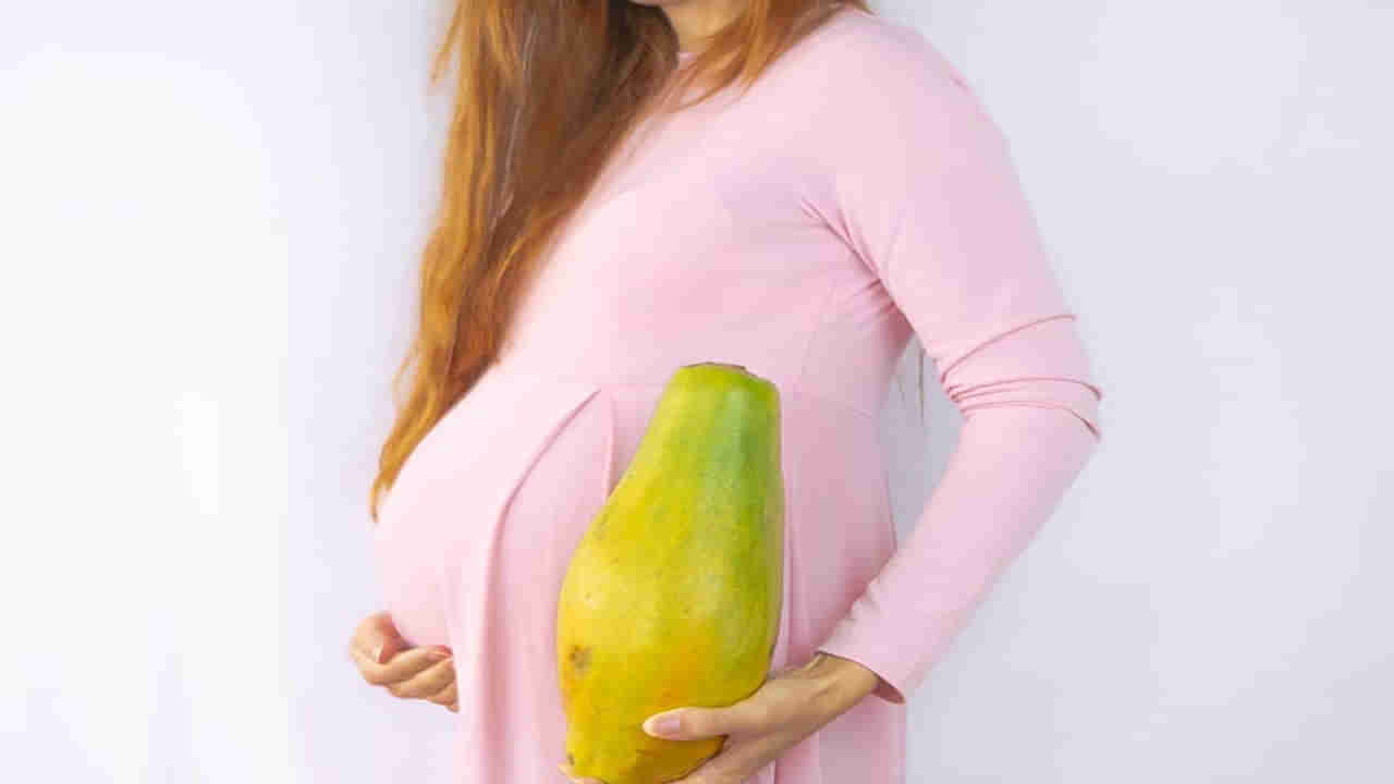 Papaya: గర్భిణీ స్త్రీలు బొప్పాయి తినకూడదా.. నిపుణులు ఏం చెబుతున్నారో తెలుసా..