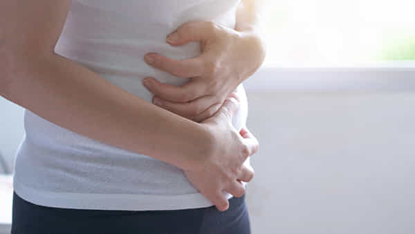 Constipation Problems: చలికాలంలో మలబద్ధకంతో బాధపడుతున్నారా? ఈ ఫుడ్స్ ఎంత డేంజరో మీకు తెలుసా?