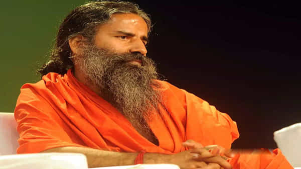 బాబా రామ్దేవ్కు మరో షాక్..! పతంజలికి చెందిన 5 మందులపై నిషేధం.. మెడికల్ మాఫియా అంటూ..