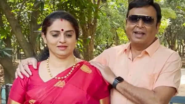 Pavitra - Naresh: నరేష్, పవిత్ర జీవిత గాథల ఆధారంగా మూవీ.. ఫ్యూర్ లవ్ స్టోరీ .. ట్విస్ట్ ఏంటంటే..?