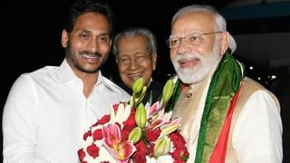 PM Modi In Vizag: విశాఖలో ప్రధాని మోడీ రోడ్ షో.. మోడీ నినాదాలతో దద్దరిల్లిన సముద్ర తీరం..