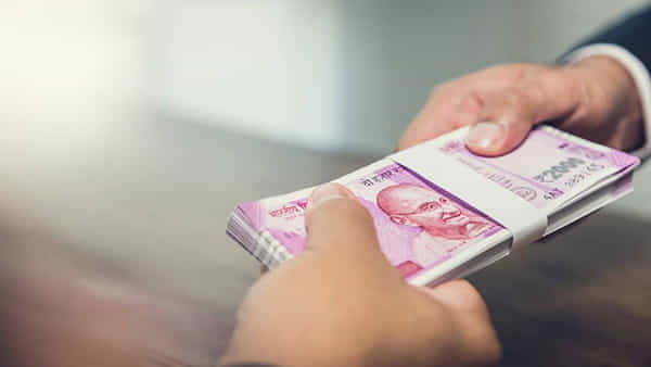 Savings: వృద్ధులకు తపాలా శాఖ అందిస్తున్న అద్భుత పొదుపు పథకం.. ఆకర్షణీయమైన వడ్డీ రేటు
