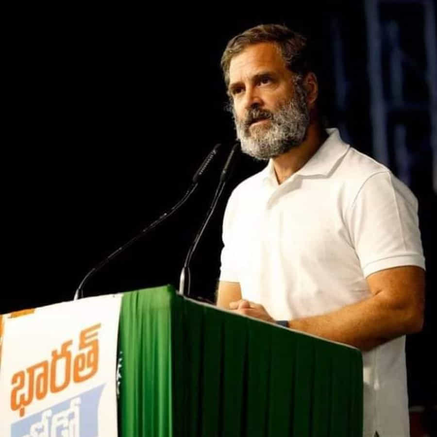 బహిరంగ సభలలో భారత్ జోడో యాత్ర లక్ష్యాలను వివరించిన రాహుల్..బీజేపీ మోడీ, టిఆర్ఎస్ కేసీఆర్ లపై పదునైన విమర్శలు