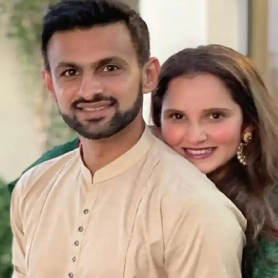 A few days ago, Shoaib shared a romantic picture of himself with Sania.  He wished the Indian star on her 36th birthday.