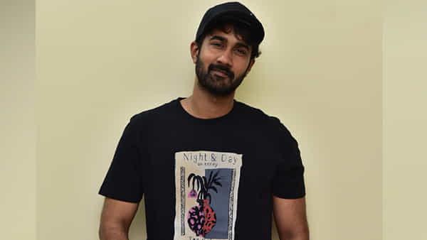 Santosh Shoban: పాన్ ఇండియా స్టార్కు వీరాభిమాని.. ఆయనకు సినిమా చూపించాలనేది డ్రీమ్.. యంగ్ హీరో ఇంట్రెస్టింగ్ కామెంట్స్..