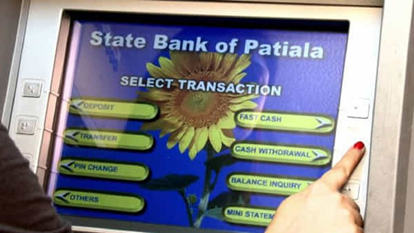 SBI ATM Rules: మీరు ఎస్బీఐ ఏటీఎం నుంచి డబ్బులు విత్డ్రా చేస్తున్నారా..? ఈ నిబంధనలు గుర్తించుకోండి