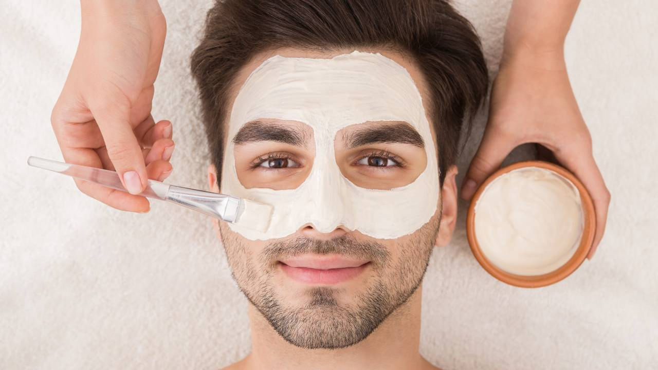 Skin Care Tips For Men: చలికాలం వచ్చిందిగా.. మీరు మరింత యవ్వనంగా ఉండేందుకు ఇలా చేయండి..