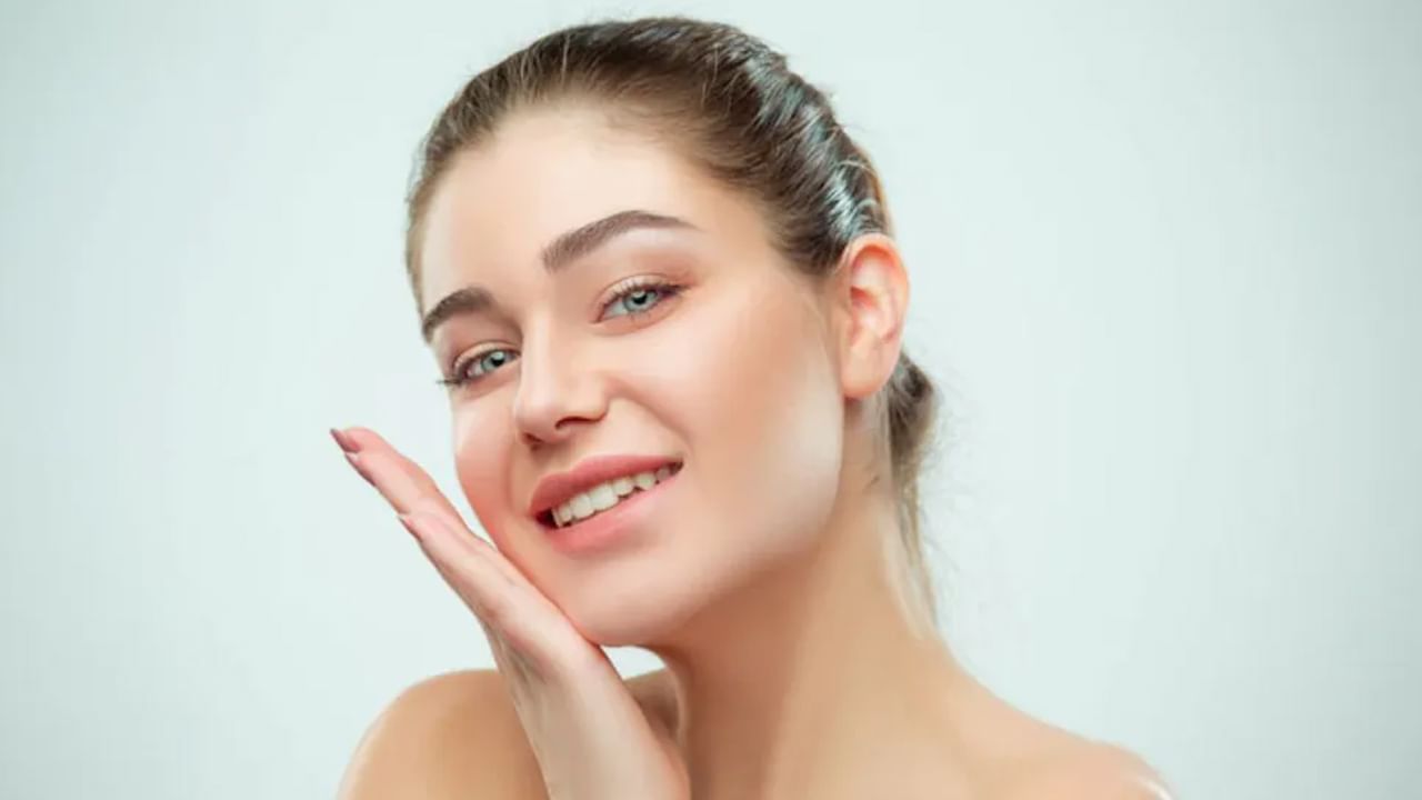 Skin Care tips:చలికాలంలో ఇలాంటి మార్నింగ్ స్కిన్ కేర్ చిట్కాలు ట్రై చేయండి.. పట్టులాంటి చర్మంతో మెరిసిపోతారు..