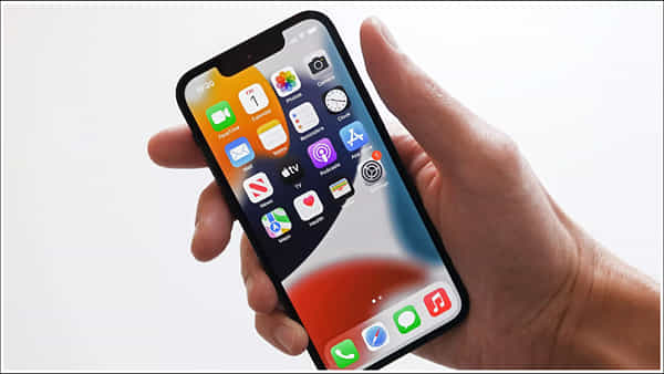 Smartphone: మీ పాత స్మార్ట్ఫోన్ ఇతరులకు విక్రయిస్తున్నారా..? ఇలా చేయండి.. లేకపోతే మోసపోతారు!