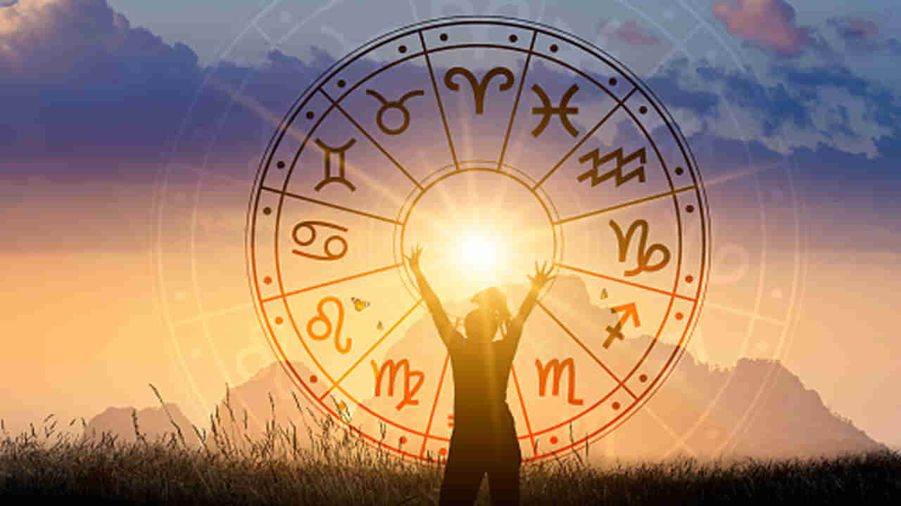 Sun In Astrology: మనిషి జీవితంలో రవి నీచ స్థితిలో ఉంటే ఈ లక్షణాలు కనిపిస్తాయట.. నివారణ చిట్కాలు మీకోసం