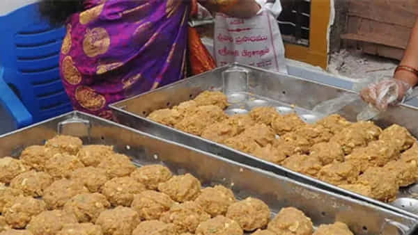 Tirumala: లడ్డూ ప్రసాదం పై ఆ వార్తలు అవాస్తవం.. దయచేసి వాటిని నమ్మొద్దు.. భక్తులకు టీటీడీ విజ్ఞప్తి..